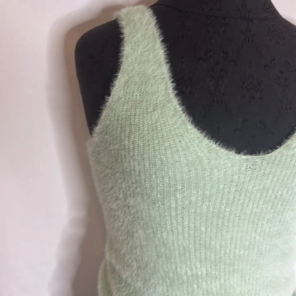 ASTR THE LABEL SPLENDOR TANK - Picture 6 of 9